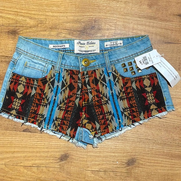BNWT Parisian Collection hotpants Size 1 denim and tribal pattern shorts - Picture 1 of 5